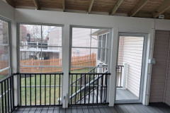 Trex Transcends decking in Island Mist.