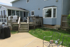 Manassas, VA deck with Wolf Harbor Grey decking