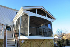 Wolf Rosewood decking & Trex Transcends railing - Herndon, VA