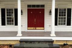 Front porch in Gossen London Gray