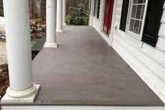 Front porch in Gossen London Gray