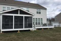 Deck and Screen Porch in Trex Select Pebble Grey and Trex Transcends railing - Leesburg, VA