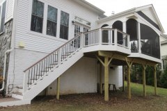 Deck & Screen Porch in Wolf Rosewood decking Trex Transcends railing - Gainesville, VA