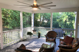 Screen porch - Alexandria