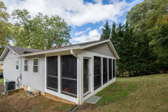 Screen Porch in Wolf Rosewood decking - Springfield, VA