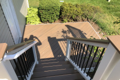 Wolf Amberwood deck with Trex Transcends railing - Herndon, VA