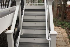 Trex Transcends Island Mist decking and Transcends rail - Burke, VA