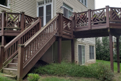 Deck in Trex Transcend Spice Rum & Trex Reveal railing- Chantilly, VA